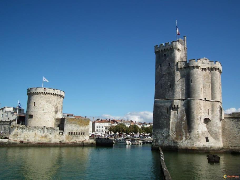 Maison Type Loft - Avec Parking En Plein Centre La Rochelle  Exterior foto